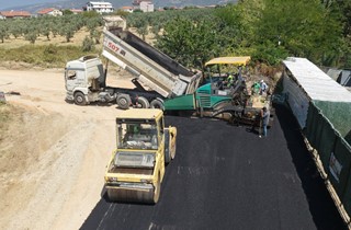 Umurbey’de 2 Bin 700 Ton Asfalt Serildi